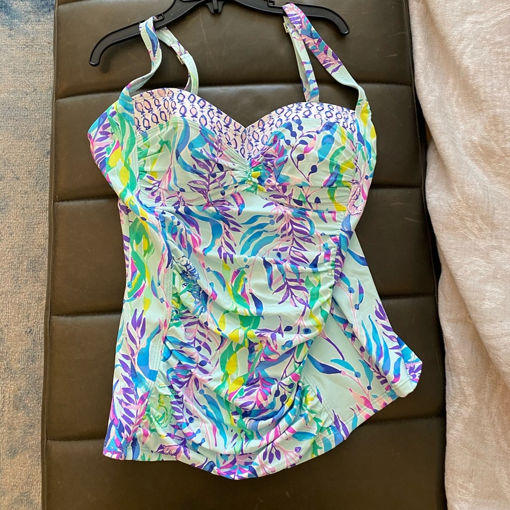Lilly Pulitzer brand new tankini top, size 6